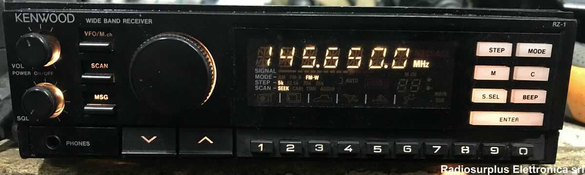 Wide Band Receiver KEMWOOD RZ-1 Riceve HF/VHF/UHF da 500 Khz