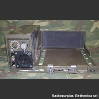 Amplifier20AM201777 Adattatore vericolare per PRC-77 Amplifier AM 1777 Staffe Mounting