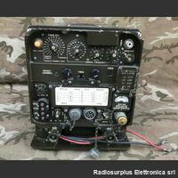 RT-323A/VRC-24 Ricetrasmettitore UHF RT-323A/VRC-24 Apparati radio