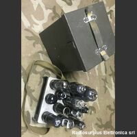 Valves  NO.19 Case Spare Valves  WIRELESS SET NO.19  Contiene valvole di ricambio per stazioni radio 19MKII/III Accessori per apparati radio Militari