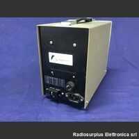 VT-121F KW AC Voltmeter  KENWOOD VT-121F  Voltmetro in AC da 1,5 mV a 500 Volt Strumenti