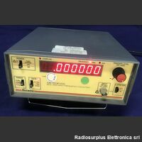 METEOR 100 Frequency Counter  Black Star METEOR 100  Contatore di frequenza da 5 Hz a 100 Mhz Strumenti