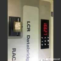 RACAL-DANA 9343M RACAL-DANA 9343M  Ponte di misura da banco per induttanze, condensatori e resistenze  Con interfaccia GPIB e seriale per controllo a distanza. Strumenti