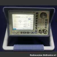  ROHDE & SCHWARZ SM300 Generatore di segnali da 9Khz a 3 Ghz Strumenti