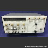 610D WILTRON MODEL 610D  Generatore RF Sweep  Completo di cassetto MOD.6237 da 2 Ghz a 18 Ghz Strumenti