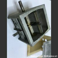 DUCATI 2x500 Condensatore variabile in aria  DUCATI a due sezioni  500 pf  1000Volt Componenti elettronici