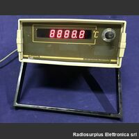 COMARK 6110 COMARK 6110  Termometro digitale 10 canali (senza sonde) Strumenti
