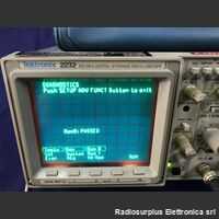TEK 2232 TEKTRONIX 2232  Oscilloscopio analogico/digitale  due canali 100 Mhz Strumenti