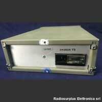 HP 25243 H.F. Amplifier  HP 25243  Gamma di frequenza da 10 Khz 32 Mhz Strumenti