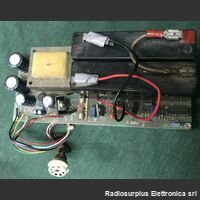 Ali PRC 6 e 6/6 Alimentatore Switch PRC 6 e 6/6 Alimentatore switch per alimentare le stazioni radio PRC-6 e 6/6 Accessori per apparati radio Militari