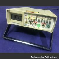 FLUKE 8010A Digital Multimeter  FLUKE 8010A Strumenti