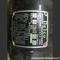 DELCO Rotary Transformer DELCO  Alimentato a 12 volt 9A o 24 Volt 4,5 A  Uscite 265 Volt 0.120 A e 540 Volt 0.026 A Accessori per apparati radio Militari