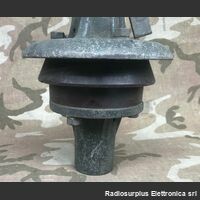 BasTAnt WS Base in metallo isolata per installazione antenna verticale  stazione radio WS19 - ottimo stato Accessori per apparati radio Militari