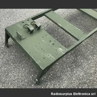 LEWA 580 3543-100 LEWA GmbH 580 3543-100  Telaio per montaggio stazione radio e antenna su Jeep militare Apparati radio