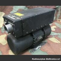PU-92A/U tipo 12137-1-A PU-92A/U tipo 12137-1-A  Inverter aeronautico 400 Hz  Ingresso 25-30 Volt 20A  Uscita 115 Volt,  1,25A,   frequenza 400 Hz Apparati radio