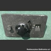 ManGrad Manopola Graduata  Staffa con manopola multigiri graduata e freno di blocco Connettori