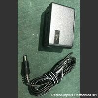 DC-1 ICOM DC-1  Adattatore DC Converter  13,8 Volt - 9,5 Volt Telecomunicazioni