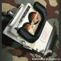 M-19 Periscopio da carro per visione notturna  M-19  Montato su carri M113, funziona con l'ausilio di luce infrarossa Militaria