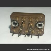 3986-259-6798 Connettore 9 poli da telaio  3986-259-6798  Spina in bachelite a saldare Componenti elettronici