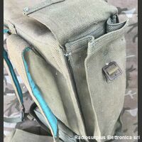 20TPL ITT-RACAL 20TPL  Ricetrasmettitore spalleggiabile in HF  Riceve e trasmette su 23 canali quarzati in AM-CW-LSB-USB Apparati radio