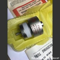 4CX250B Valvola  Tetrodo di Potenza  7203 / 4CX250B EIMAC Componenti elettronici