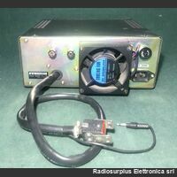 FP-757HD YAESU FP-757HD  Alimentatore con Altoparlante per apparati radio Yaesu Alimentatori e Carica Batterie