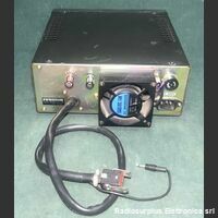 FP-757HD YAESU FP-757HD  Alimentatore con Altoparlante per apparati radio Yaesu Alimentatori e Carica Batterie