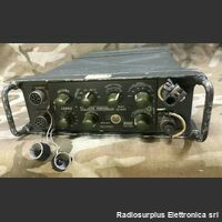 TR28B2 RACAL TR28B2  Ricetrasmettitore spalleggiabile in HF  Riceve e trasmette su 12 canali quarzati in AM-CW-LSB-USB Apparati radio