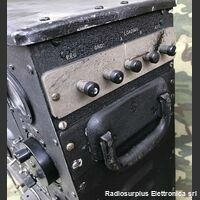 BC-375-E BC-375-E  Trasmettitore simile al BC-191 ma per uso aeronautico  Completo di cassetto sintonia TU-7-B per la gamma 4500 - 6200 Khz Apparati radio