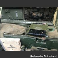 A510 WIRELESS Station A510 Ricetrasmettitore dell'esercito Australiano Gamma operativa da 2 a 10 Mhz in due bande, modulazione AM-CW Apparati radio