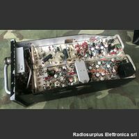 D403M Ultra Electrnics type D403M  Ricetrasmettitore Aeronautico   montato su elicotteri della RAF Apparati radio