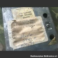 MARK 8 NARCO MARK 8  Apparato radio Aeronautico   per la comunicazione e la navigazione di aerei leggeri Apparati radio