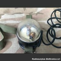 T-74/CRT-3 Trasmettitore di soccorso (GIBSON GIRL)   T-74/CRT-3 Trasmette segnale S.O.S. in modalita' manuale o automatica sulle frequenze di 500 Khz e 8364 Khz Apparati radio