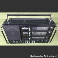  GRUNDING SATELLIT 3400   Ricevitore portatile professionale multibanda  FM/LW/MW/SW in 10 bande da 1,6 a 30 Mhz Apparati radio