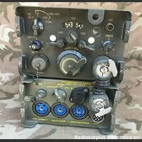 RT-70/GRC + AM-65/GRC U.S. Army RT-70/GRC + AM-65/GRC U.S. Army  Ricetrasmettitore in sintonia continua da 47 a 58  Mhz in FM Apparati radio