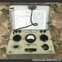 I-135-G Test Unit  I-135-G  Test set per la prova e l'allineamento  dei ricetrasmettitori SCR-536/BC-611 Accessori per apparati radio Militari