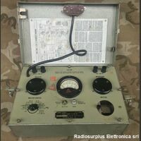 I-135-G Test Unit  I-135-G  Test set per la prova e l'allineamento  dei ricetrasmettitori SCR-536/BC-611 Accessori per apparati radio Militari