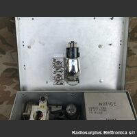 TBY-2 TBY-2 type CRI-43007  Ricetrasmettitore spalleggiabile del 1941 WW2  Frequenza operativa da 28 - 80  Mhz in AM Apparati radio