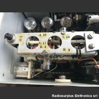 TBY-2 TBY-2 type CRI-43007  Ricetrasmettitore spalleggiabile del 1941 WW2  Frequenza operativa da 28 - 80  Mhz in AM Apparati radio