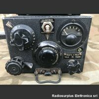 ER-74-4 SOCRAT ER-74-4  Ricetrasmettitore Aeronautico Francese  Gamma operativa da 100 a 156 Mhz Apparati radio