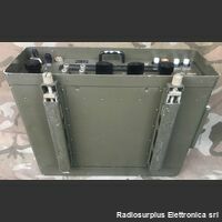  R 5A  Ricevitore HF di produzione CECA  Riceve da 1 a 22,5 Mhz in 6 bande Apparati radio