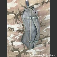 Custodia RV-2 Custodia RV-2    Borsa per il trasporto della radio RV-2 Accessori per apparati radio Militari