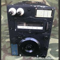 T-18/ARC-5 T-18/ARC-5  Trasmettitore serie Command Set  Doppia antenna, sintonia da 2,1 - 3 Mhz Apparati radio