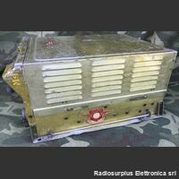 AN/ARC-3 AN/ARC-3  Stazione radio aeronautica, VHF 150-156 Mhz composta da:  Trasmettitore T-67/ARC-3  Ricevitore R-77/ARC-3  Alimentatore 28 Volt J-68/ARC-3 Apparati radio