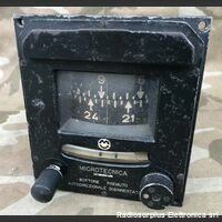 MGI Girodirezionale WWII  Microtecnica MGI  Utilizzato su aerei Italiani e Tedeschi Apparati radio militari