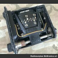 MGI Girodirezionale WWII  Microtecnica MGI  Utilizzato su aerei Italiani e Tedeschi Apparati radio militari