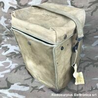 BC-1066-B BC-1066-B  Ricevitore per testare i transponder IFF, serviva per l'identificazione degli aeromobili amici.  Utilizza due bande I Band e G Band 400 - 450 Mhz Apparati radio