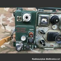 R-107 R-107  Ricetrasmettitore russo da 20 a 52 Mhz in FM. 2W Apparati radio