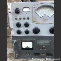  Magneti Marelli RP 32 + alimentatore ALS/HF/R  Ricevitore AM/CW a copertura continua da 1,5 a 30,5 Mhz in 6 bande Apparati radio