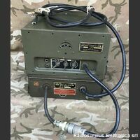 BC-620-A + PE-120 BC-620-A + PE-120  Ricetrasmettitore due canali quarzati da 20 a 27,9 Mhz Apparati radio